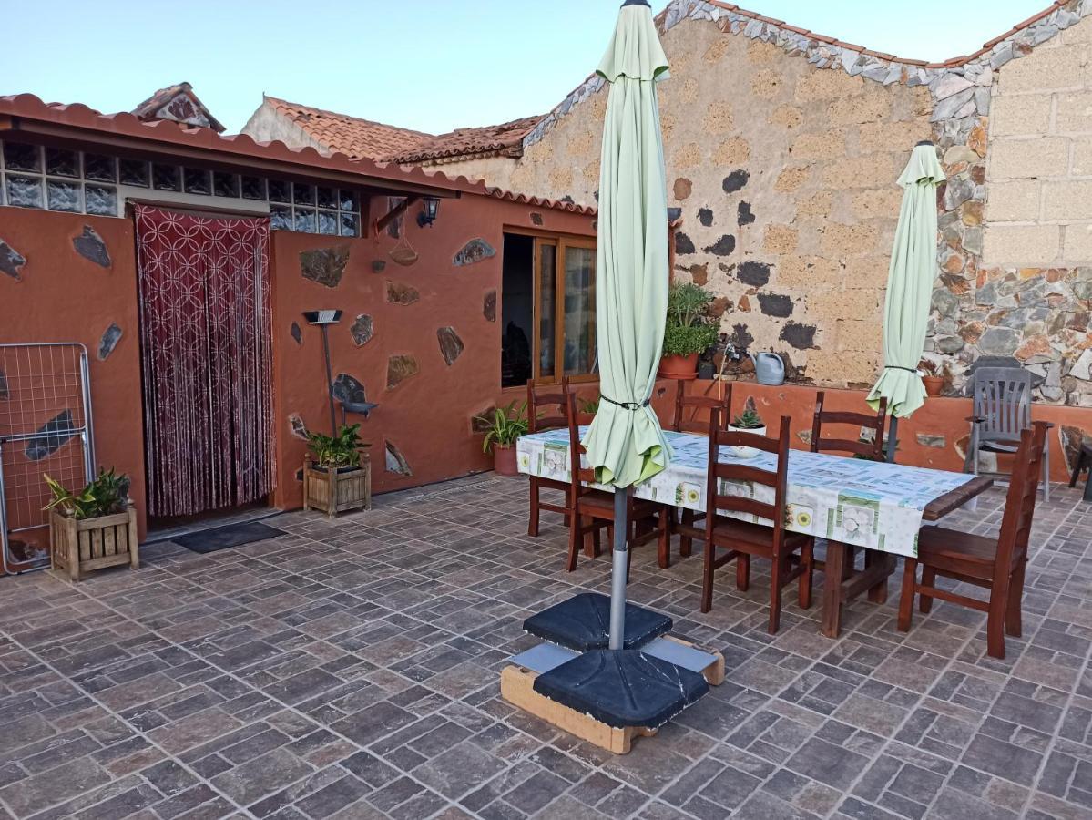 Casa De Los Abuelos Vilaflor Exterior photo